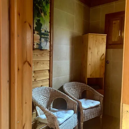 Paradsasvari Sasfeszek *